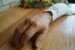 realistischer Arm, Hand Requisite, Scherzartikel, Special Effects, Hochwertig