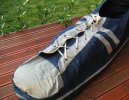 Schlafsack super witzig Turnschuh optik blau kurios