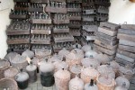 Ca. 2800 uralte Flaschen in Kästen aus Scheunenfund